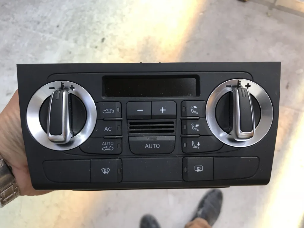Climatronic AUDI A3 8P Facelift 2009 2010 2011 2012