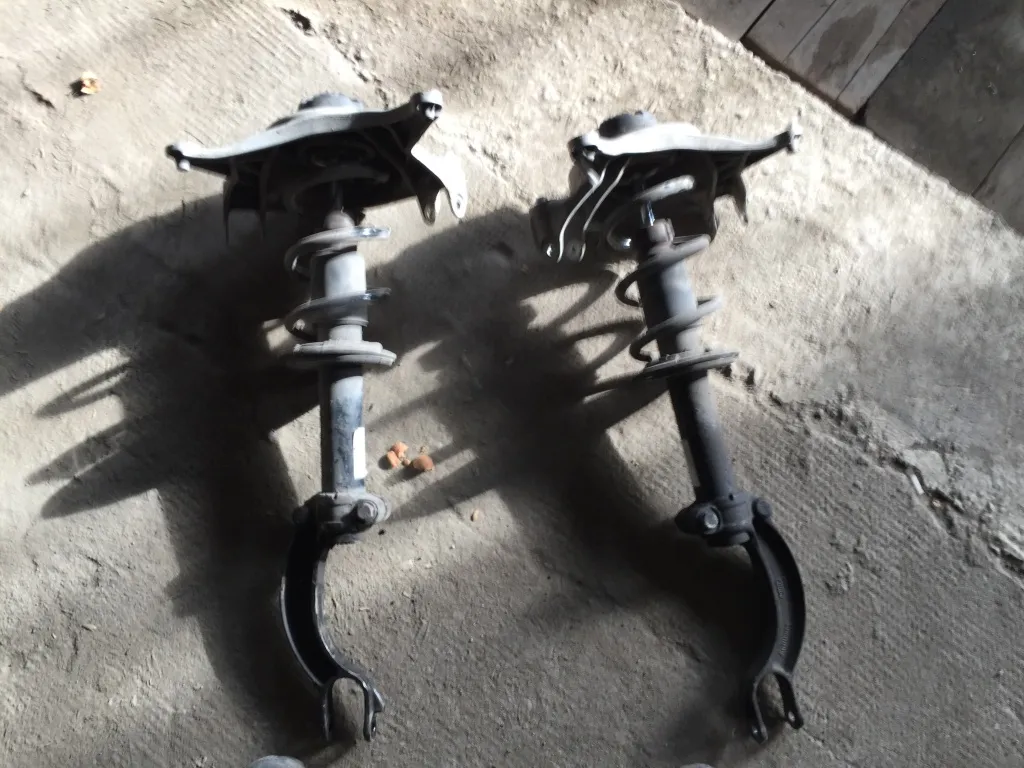 Suspensie Amortizoare si arcuri fata AUDI A4 B8 2009 2010 2011 2013