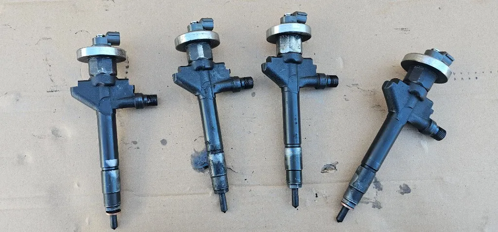 Injectoare Mazda MPV / Mazda 6 2.0 Diesel 2002 2003 2004 2005