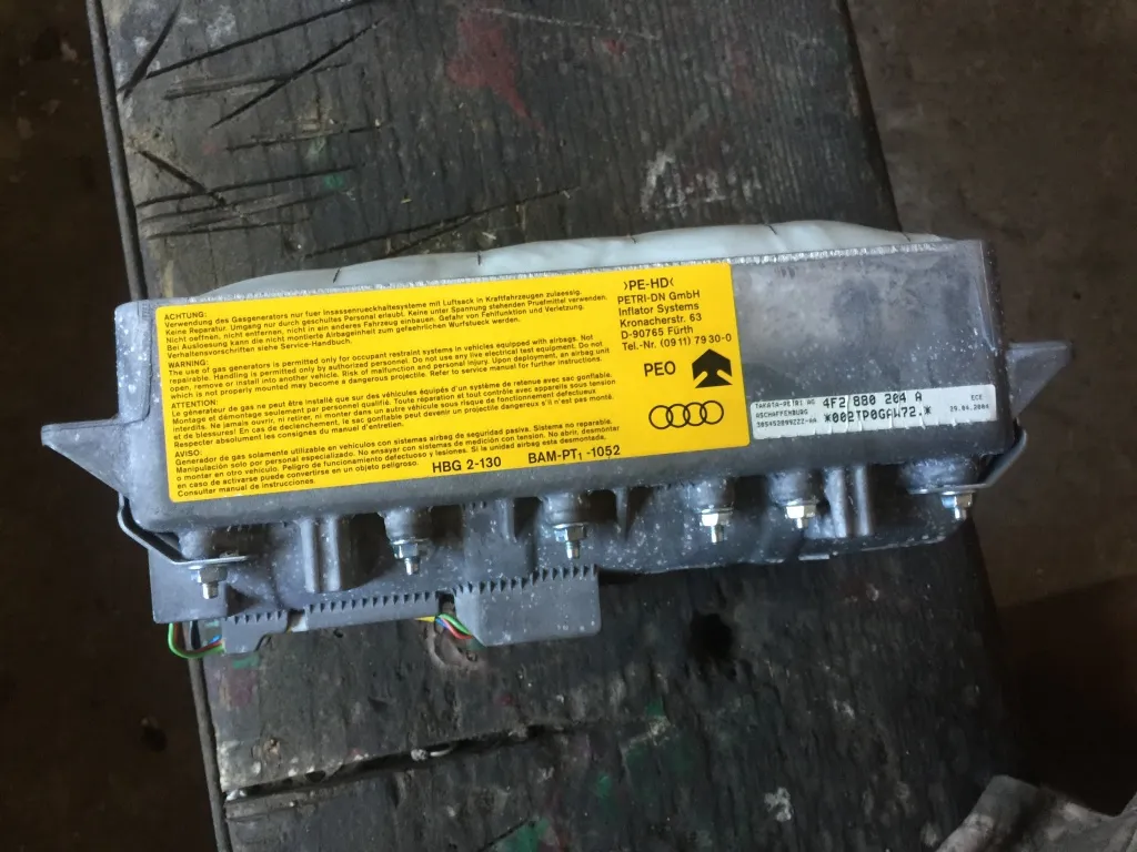 Airbag pasager AUDI A6 4F 2004 2005 2006 2007 2008