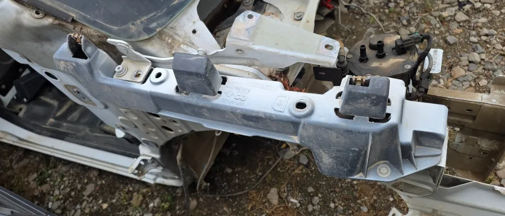 Suport aripa dreapta fata Renault Kangoo 2 Facelift 2014 2015 2016 2017 2018