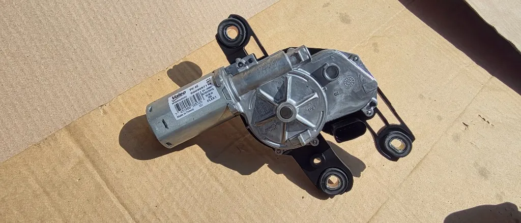 Motoras stergator haion Vw Passat B8 combi 2015 2016 2017 2018 2019