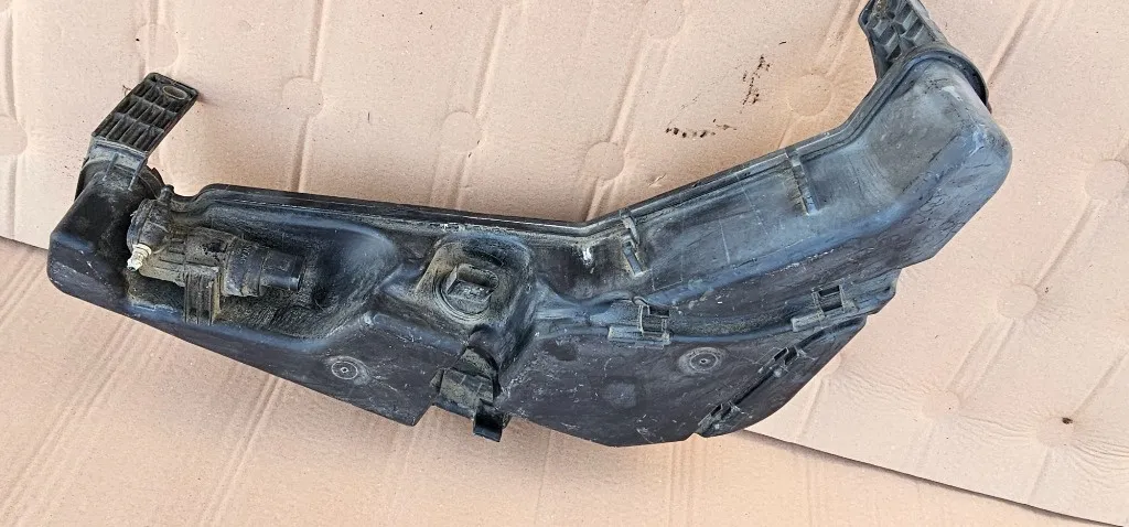 Vas lichid parbriz AUDI Q5 8R 2010 2011 2012 2013 2014