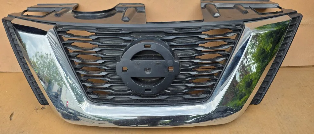 Grila radiator Nissan x-Trail T32 Facelift 2017 2018 2019 2020