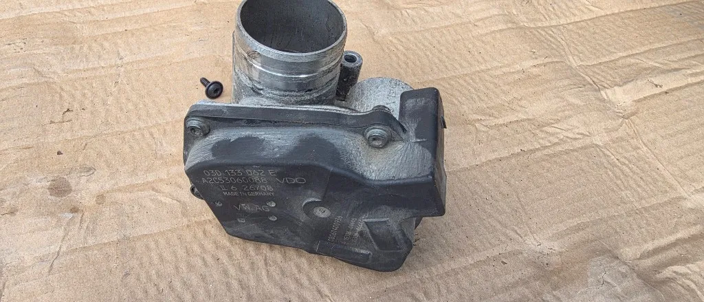 Clapeta acceleratie Vw Polo 9N 1.2 benzina 2005 2006 2007 2008 2009