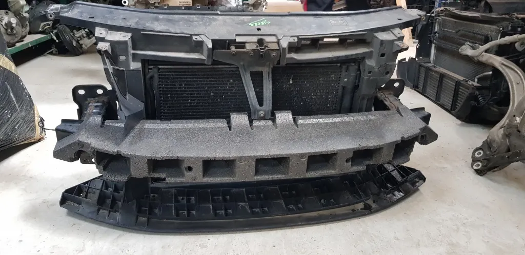 Armatura bara fata Skoda Superb 2 2009 2010 2011 2012