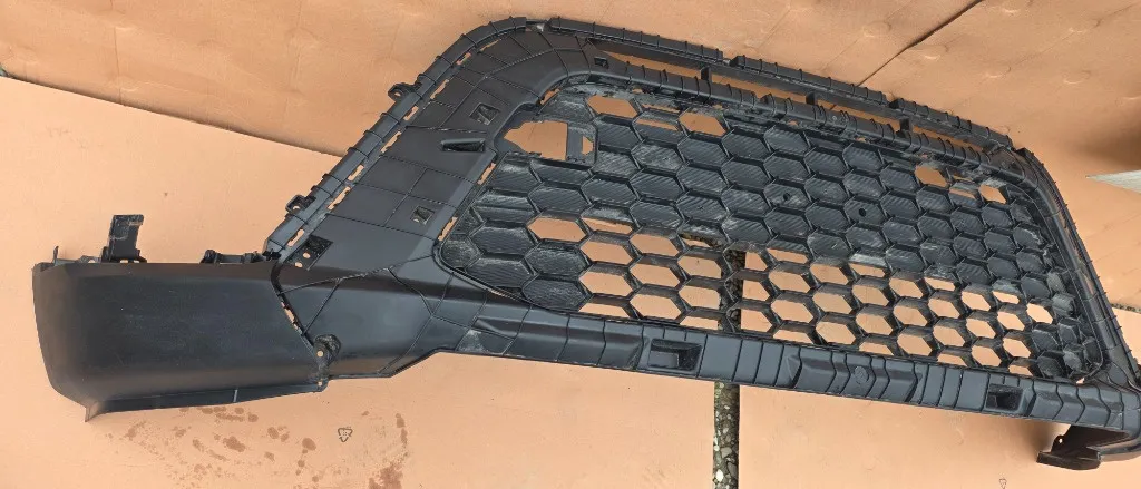 Spoiler inferior bara fata Ssangyong Tivoli 2024 2025 2026