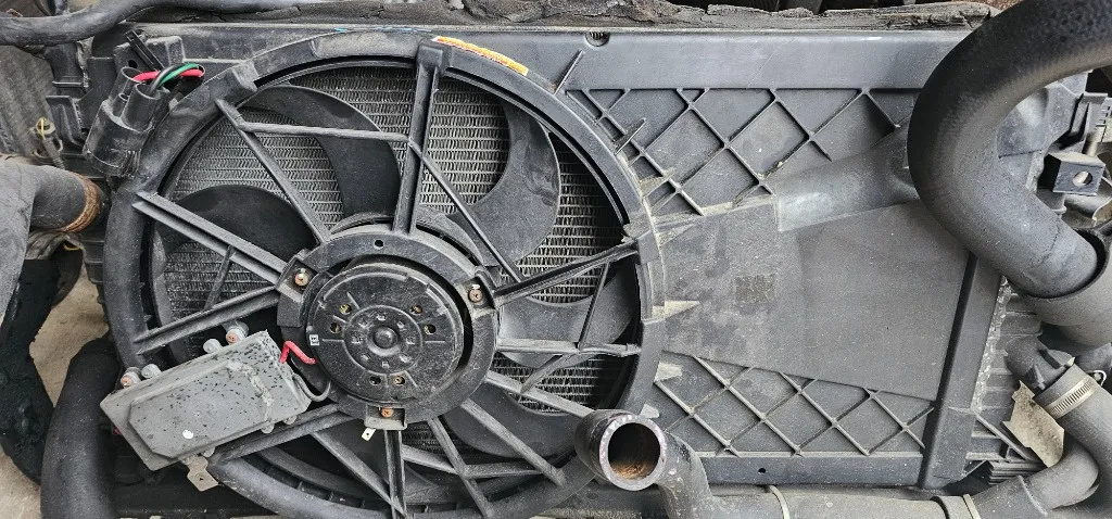 Electroventilator racire Ford Focus C-MAX 1.8 TDCI 2003 2004 2005 2006 2007