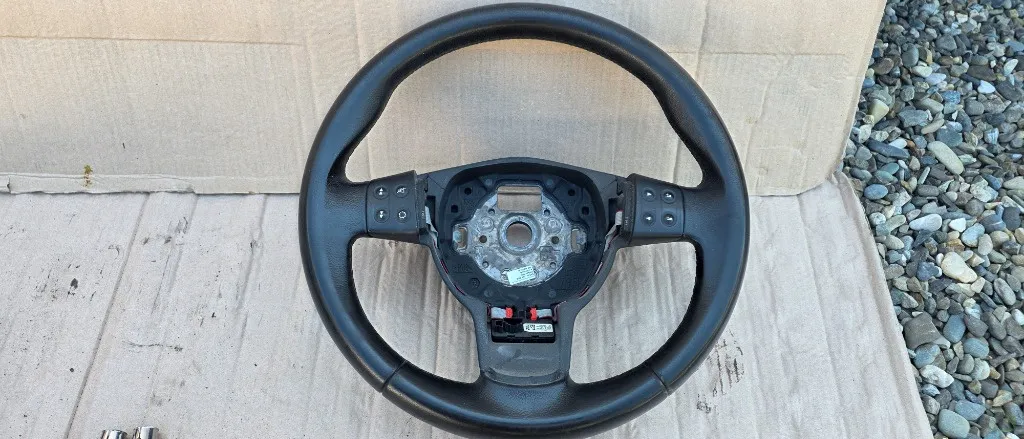 Volan piele cu comenzi Seat Leon 1P 2004 2005 2006 2007