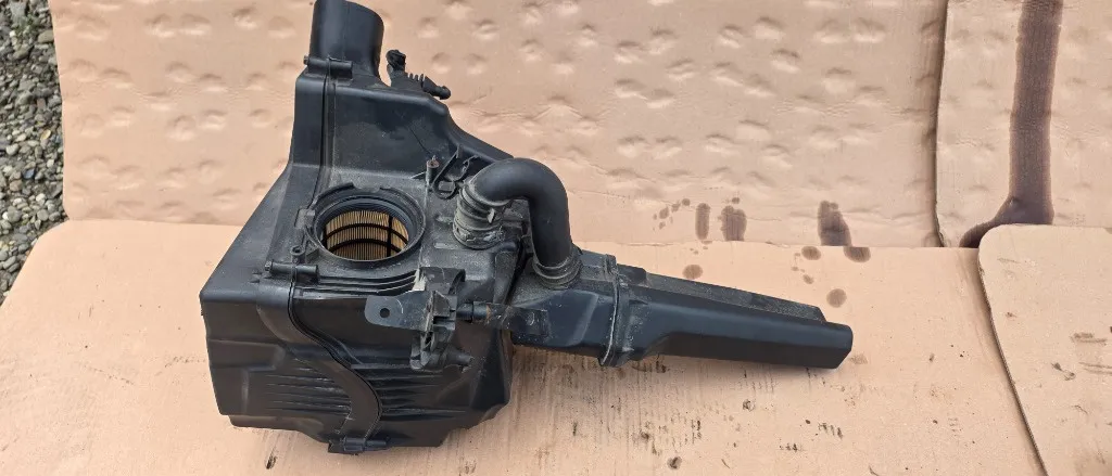 Carcasa filtru aer Ford Focus 3 1.6 TDCI 2011 2012 2013 2014