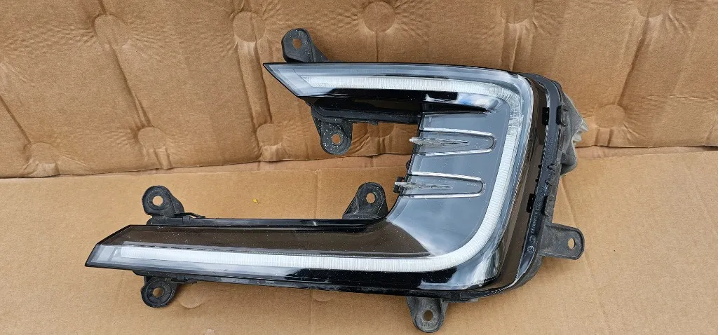 Proiector stanga Lumini de zi DRL VW Passat B8 GTE 2015 2016 2017 2018