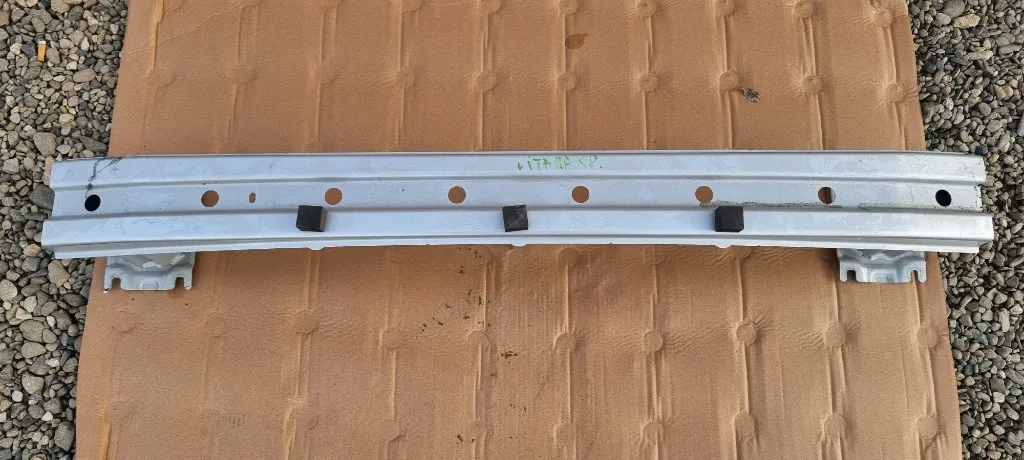 Armatura bara spate Suzuki Vitara 2015 2016 2017 2018 2019