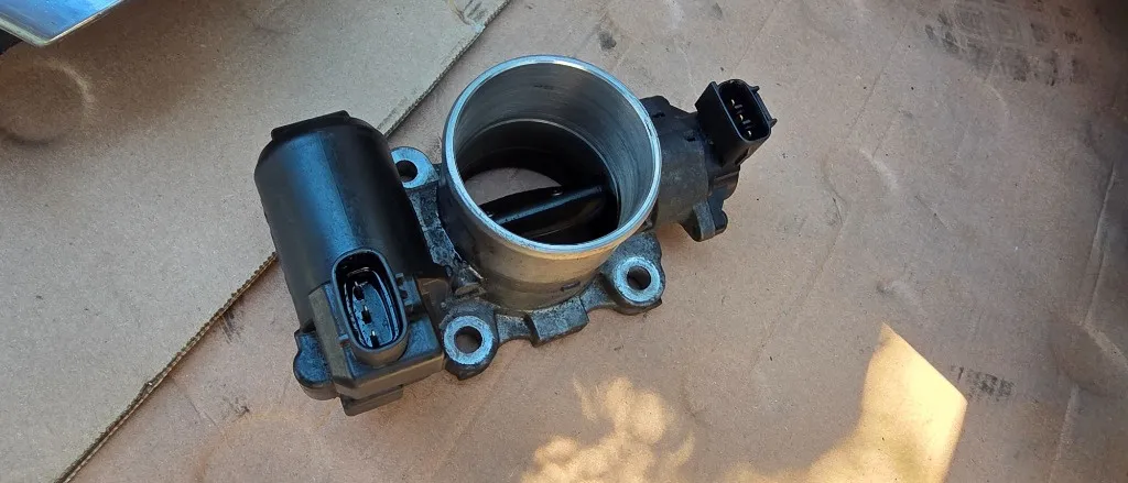 Clapeta Acceleratie Toyota Corolla Verso 2.2 D-Cat 2005 2006 2007 2008