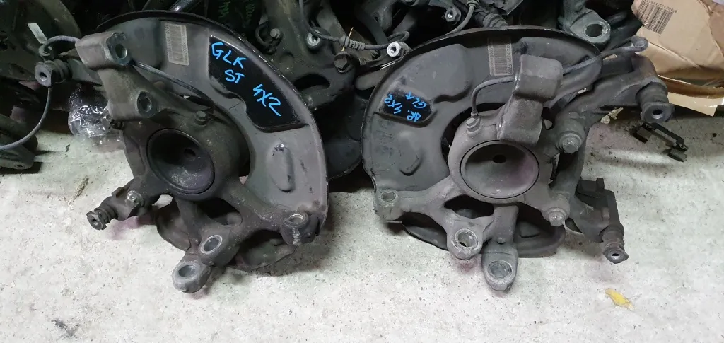 Fuzeta stanga dreapta fata Mercedes GLK X204 2010 2011 2012 2013