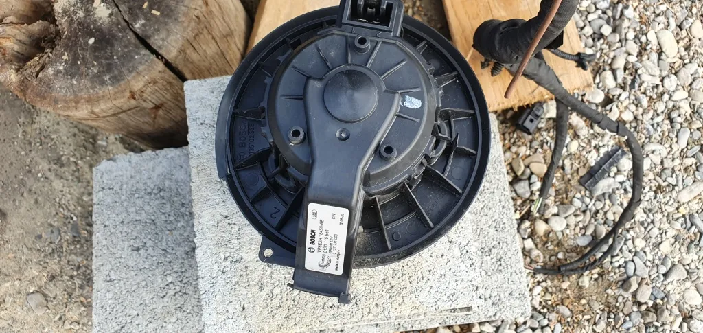 Aeroterma Ventilator habitaclu Ford Fiesta MK6 2010 2011 2012 2013 2014