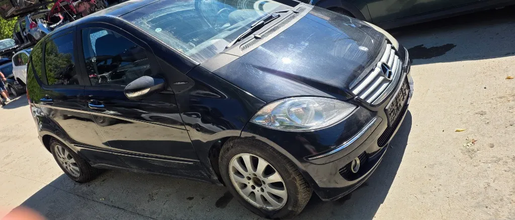 Aripa dreapta fata Mercedes A-Class W169 2005 2006 2007 2008 2009