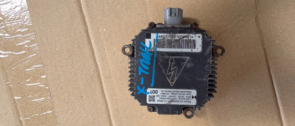Balast xenon Nissan X-Trail 2003 2004 2005 2006 2007