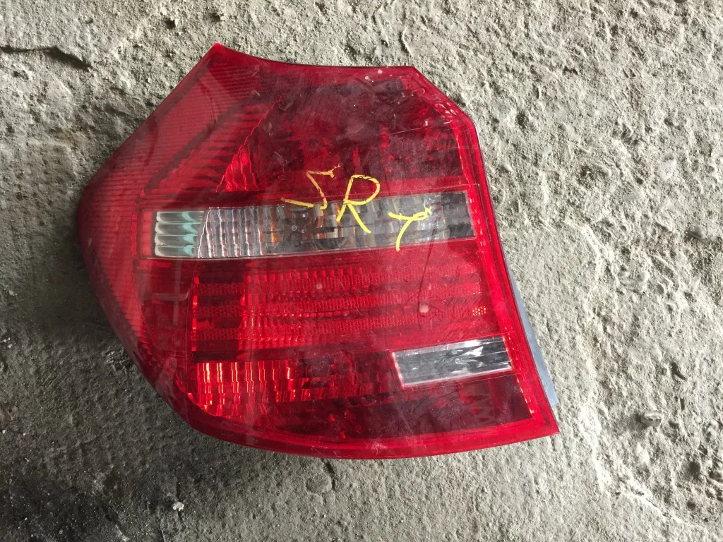 Stop stanga BMW Seria 1 E81 E87 Facelift 2007 2008 2009 2010 2011