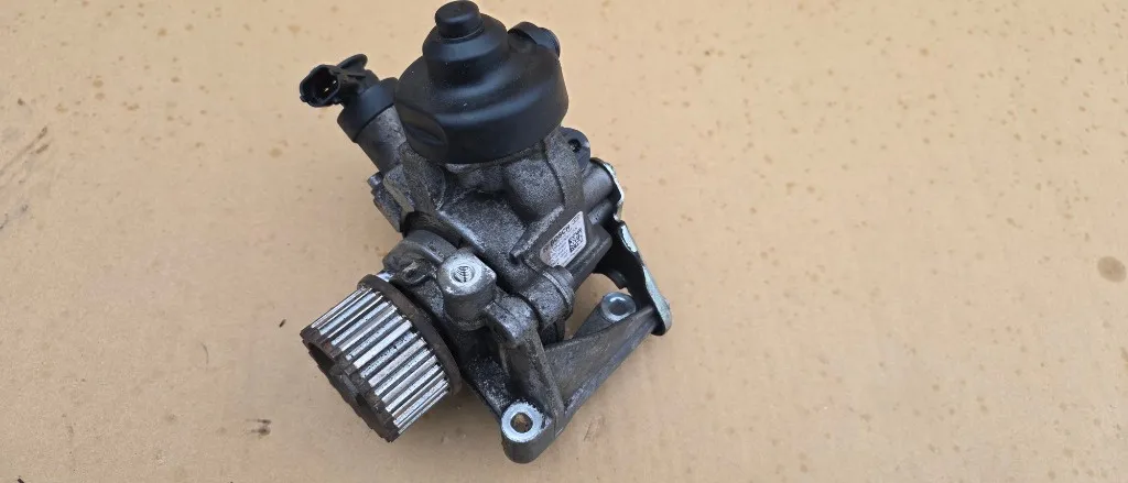 Pompa inalta BOSCH Renault Clio 4 / Captur 1.5 DCI 2013 2014 2015 2016 2017