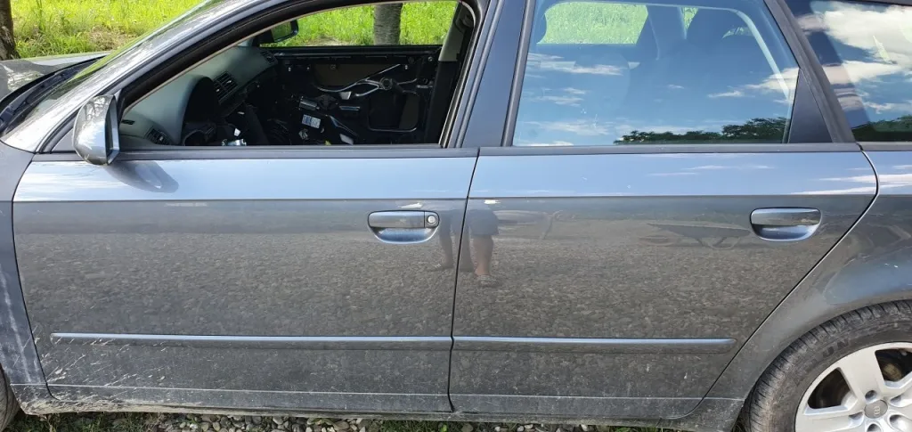 Oglinda stanga / dreapta AUDI A4 B7 2005 2006 2007 2008