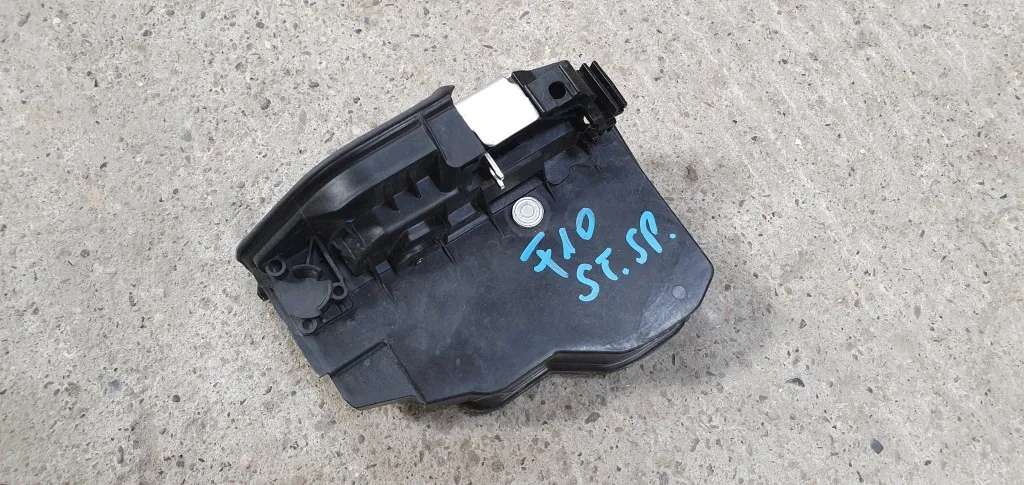Broasca usa fata spate BMW Seria 5 F10 2011 2012 2013 2014