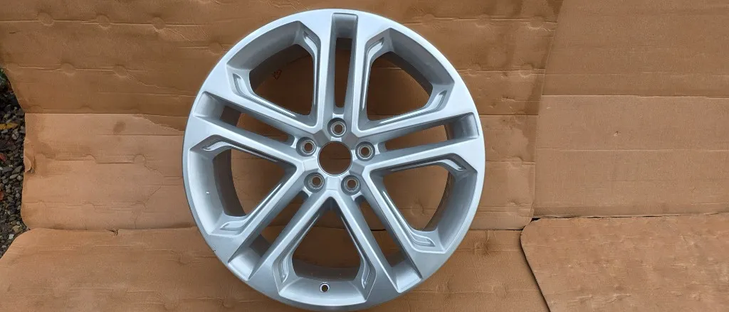 1 buc Janta Aliaj Audi Q5 8MA 19" 8MA601025D 2025