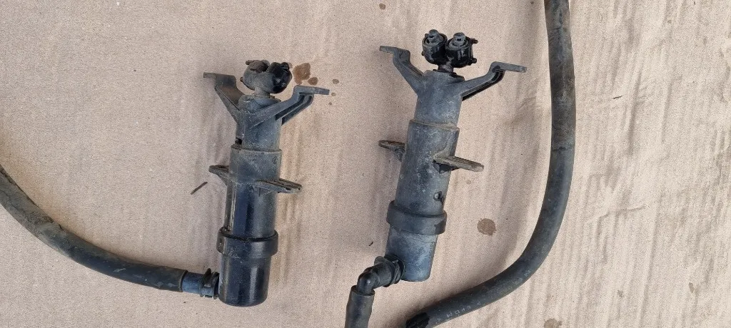 Cilindru Spalator far stanga dreapta Vw Touareg 7L 2004 2005 2006 2007