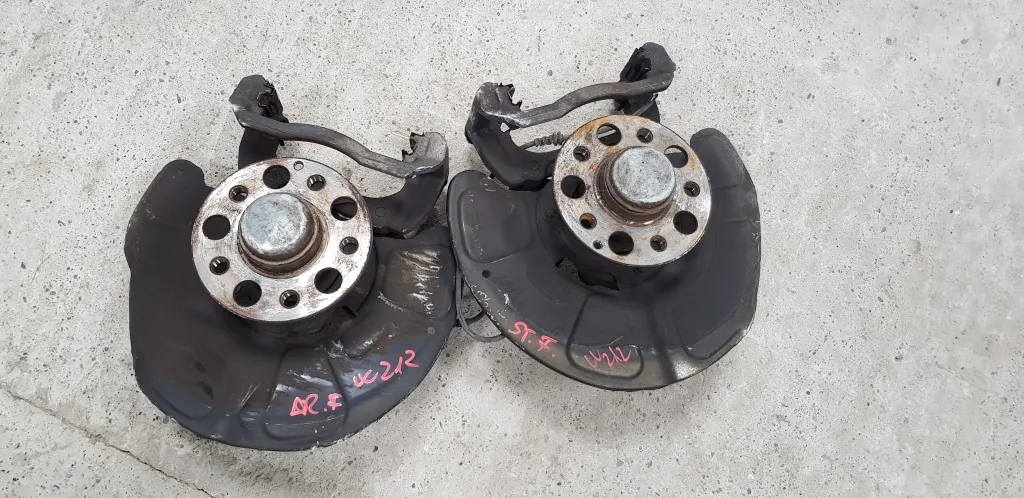 Fuzeta stanga dreapta fata Mercedes E-Class W212 2009 2010 2011 2012