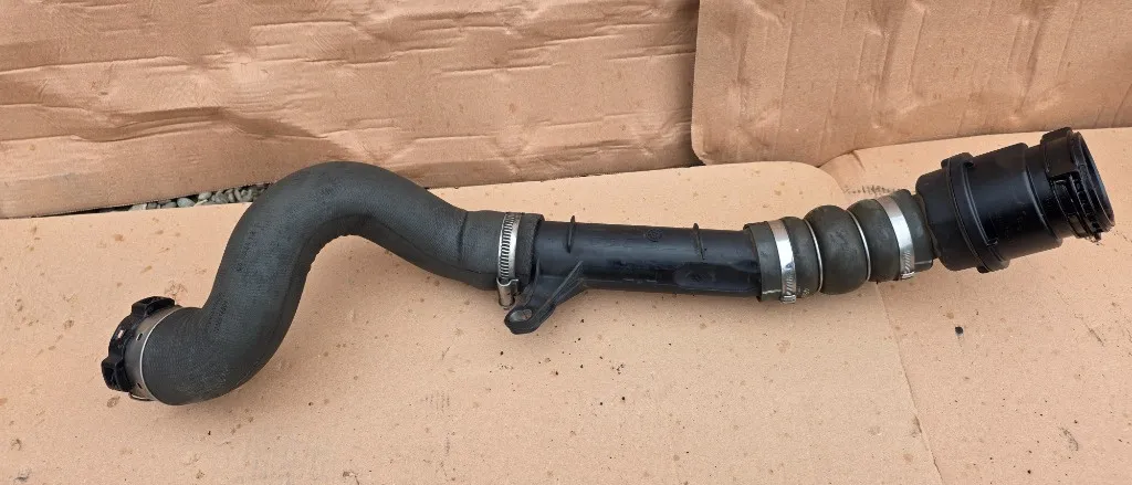 Furtun tubulatura Intercooler Nissan Qashqai J11 1.5 DCI 144609787R 2016 2017 2018