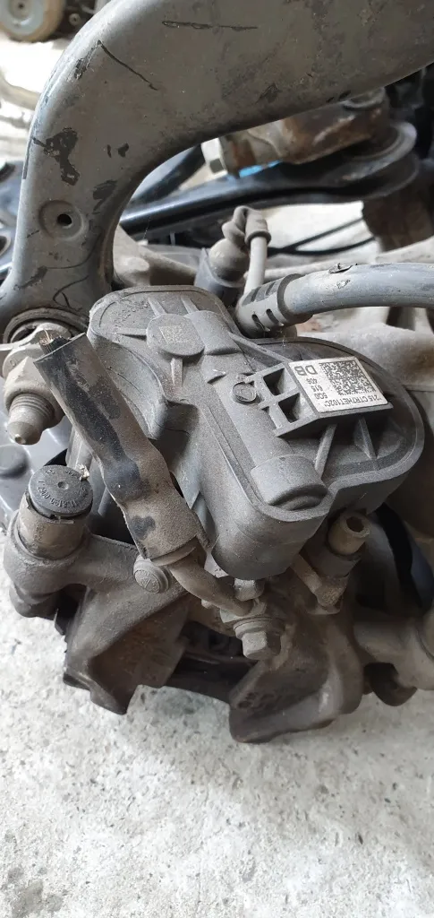 Motoras cu etrier stanga dreapta spate Vw Touran 5T 2016 2017 2018 2019