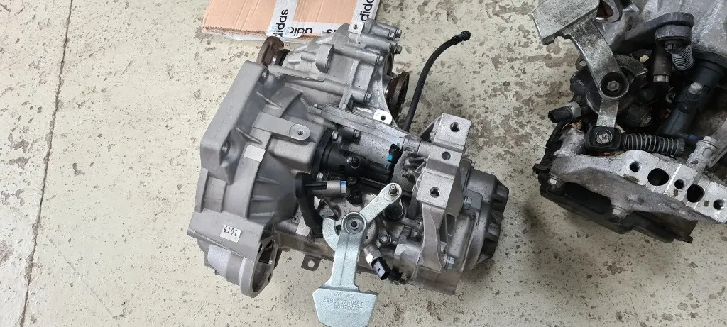 Cutie viteze TJZ manuala 6 trepte Audi Q2 1.6 TDI 2017 2018 2019