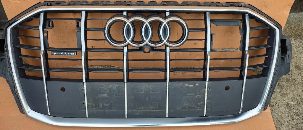 Grila radiator AUDI Q7 4M Facelift S-Line 2020 2021 2022