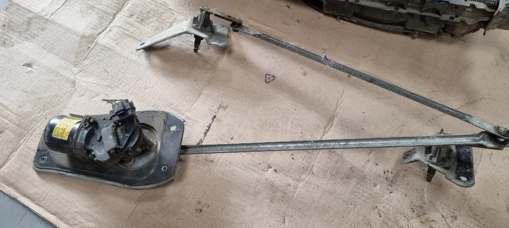 Ansamblu stergator cu motor Peugeot Partner 2004 2005 2006 2007