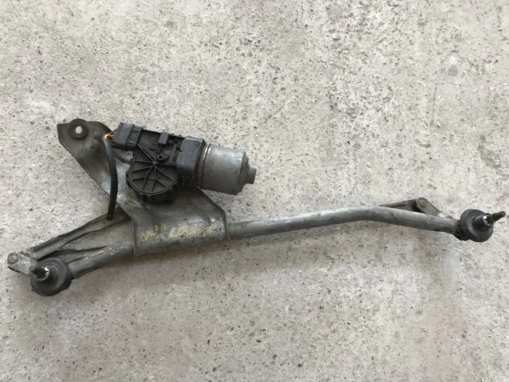 Ansamblu stergatoare cu motoras Dacia Logan 2006 2007 2008 2009 2010