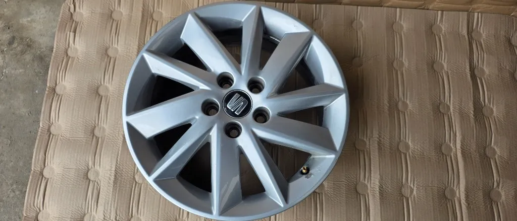 1 buc Janta Aliaj Seat Ibiza 6J 15" 6j0601025M 2010 2011 2012 2013 2014