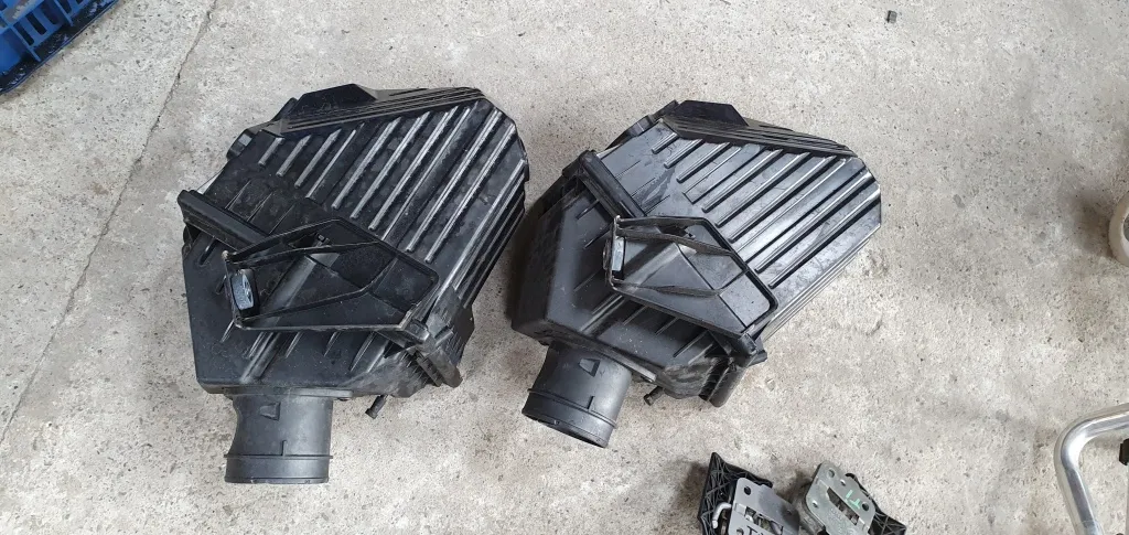 Carcasa filtru aer Range rover Evoque 2.0TD 2015 2016 2017 2018