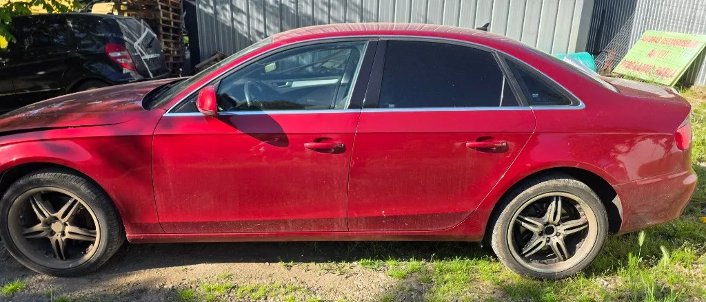 Usa fata stanga / dreapta AUDI A4 B8 8K 2009 2010 2011 2012 2013 2014 2015