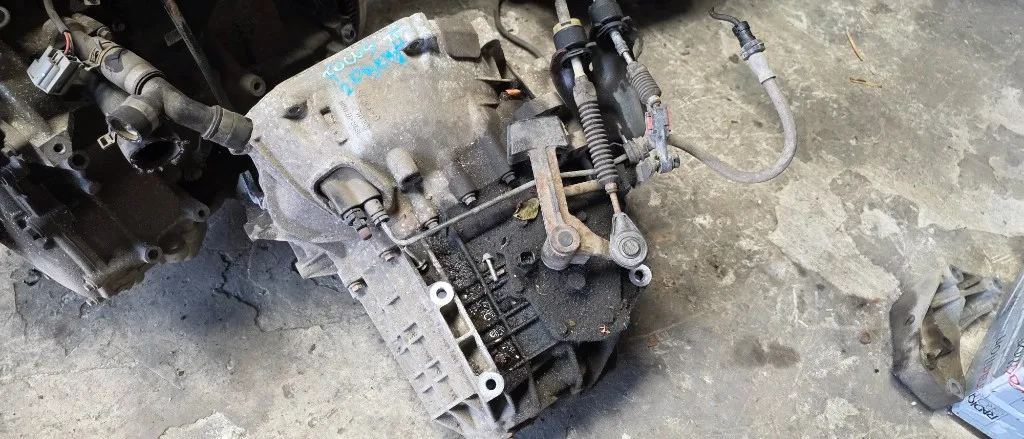 Cutie viteze Ford Focus 2 2.0 Benzina 2004 2005 2006 2007