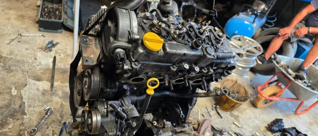 Motor Z17DTH Opel Corsa C 1.7 CDTI 2004 2005 2006