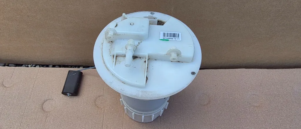 Pompa benzina din rezervor Peugeot 208 / Peugeot 301 1.2 / 1.6 VTI 2017 2018 2019 2020 2021 2022