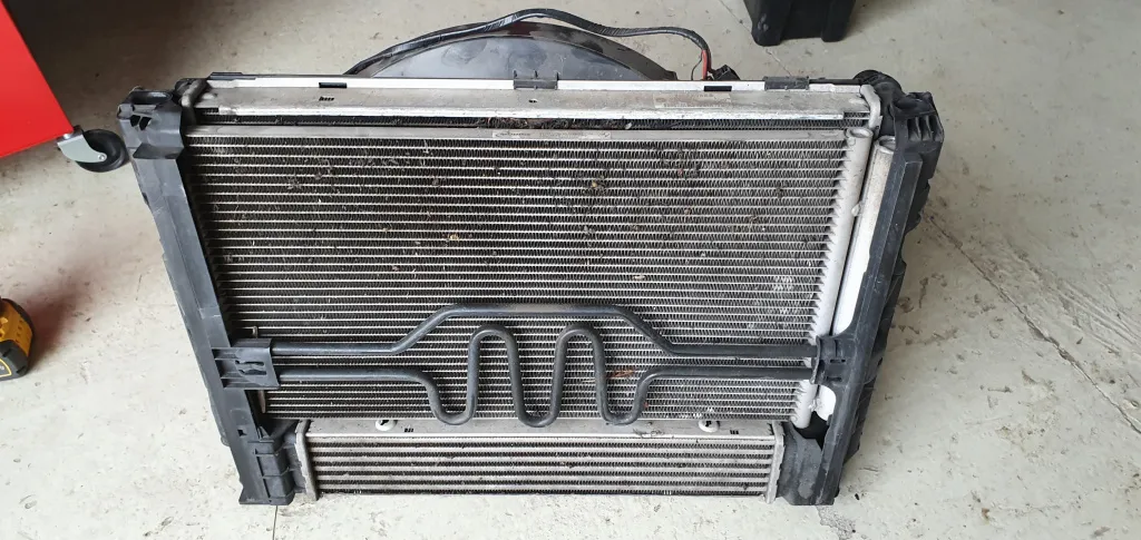 Radiator Apa BMW X1 E84 2.0 d 2011 2012 2013 2014 2015