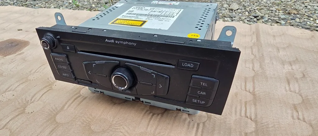 Unitate media Cd-Player Audi A4 B8 / A5 8T 2008 2009 2010 2011