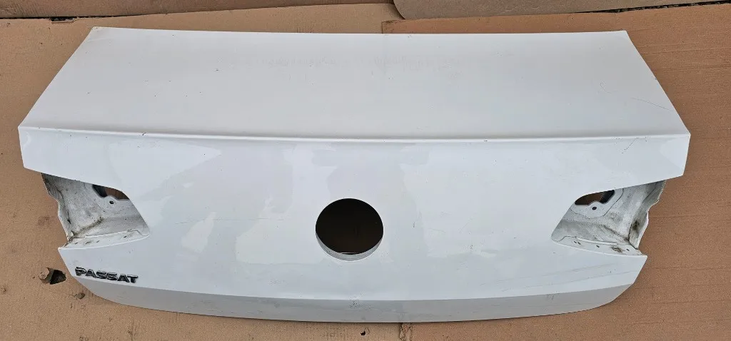 Capota portbagaj Vw Passat B8 sedan 2016 2017 2018 2019 2020