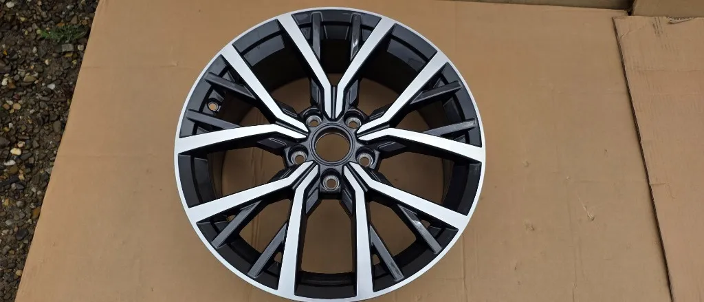 1 buc Janta Aliaj Vw Tiguan 2 5NA 17" 2018 2019 2020 2021 2022 2023 2024