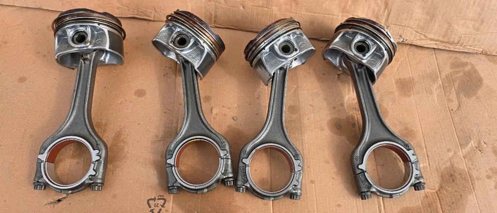 Piston cu biela Skoda Karoq / Superb / Octavia / VW Tiguan / T-Roc / Tiguan 1.5 TSI DXD 2020 2021 2022 202