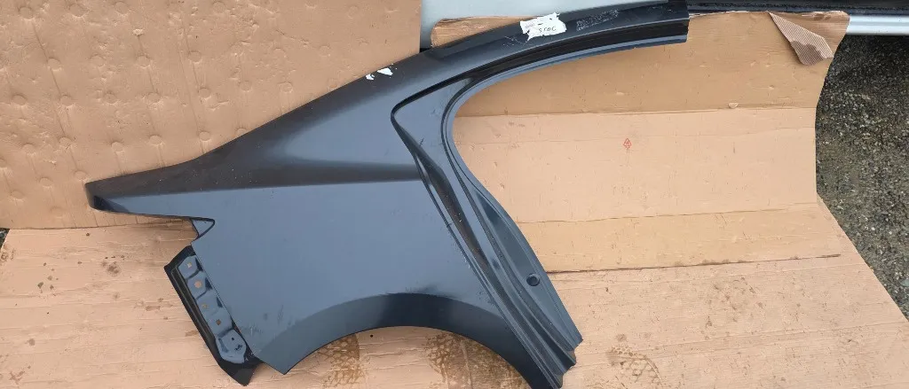 Aripa dreapta spate NOUA Mazda 3 Sedan 2019 2020 2021 2022