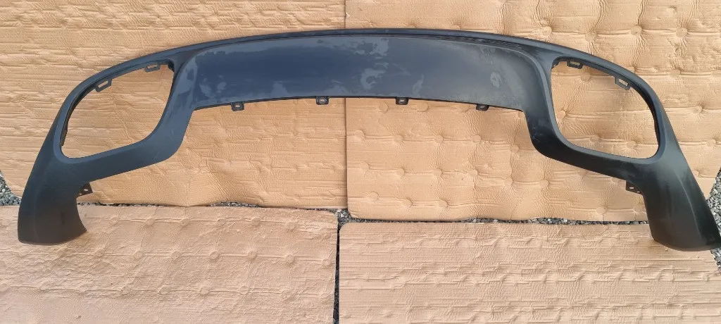 Spoiler / Difuzor bara spate Porsche Panamera 971 2017 2018 2019 2020