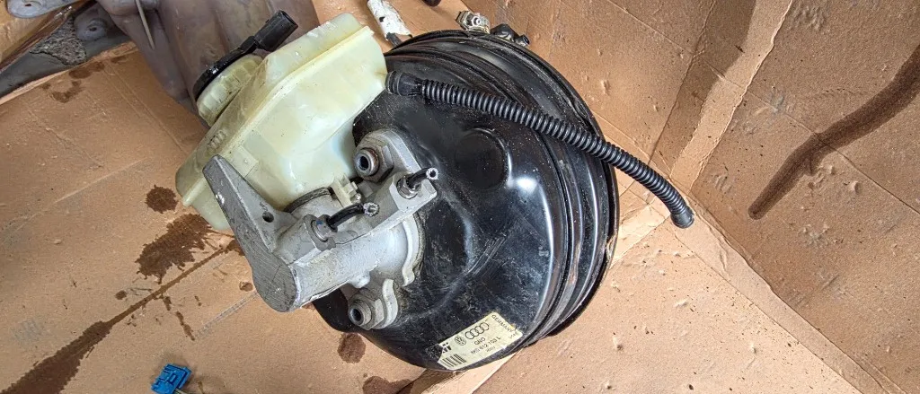 Tulumba Servofrana completa AUDI A4 B8 8K 2009 2010 2011 2012