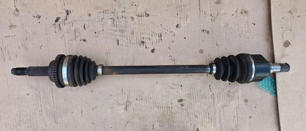 Planetara stanga fata Chevrolet Aveo 1.2 benzina B12S1 2006 2007 2008 2009 2010