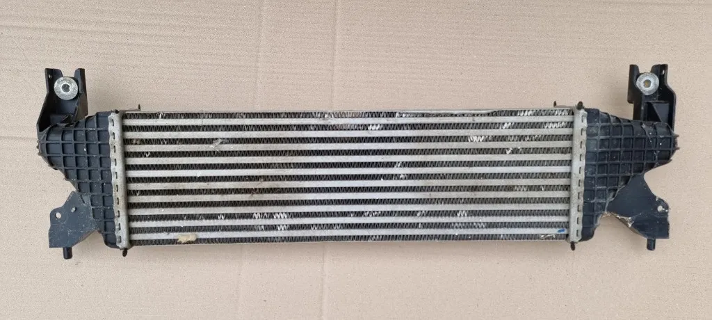 Radiator intercooler Suzuki Vitara 1.4 T 2015 2016 2017